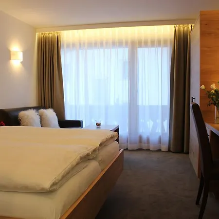 Waldpark Garni 4*