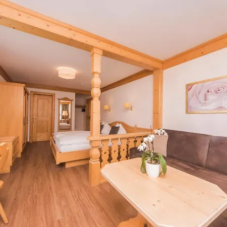 Waldpark Garni Hotel Samnaun