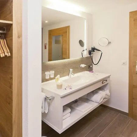 Waldpark Garni Otel