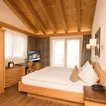 Waldpark Garni 4* سامنون