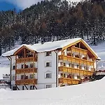 Waldpark Garni 4*