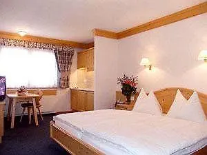 Waldpark Garni Hotel Samnaun